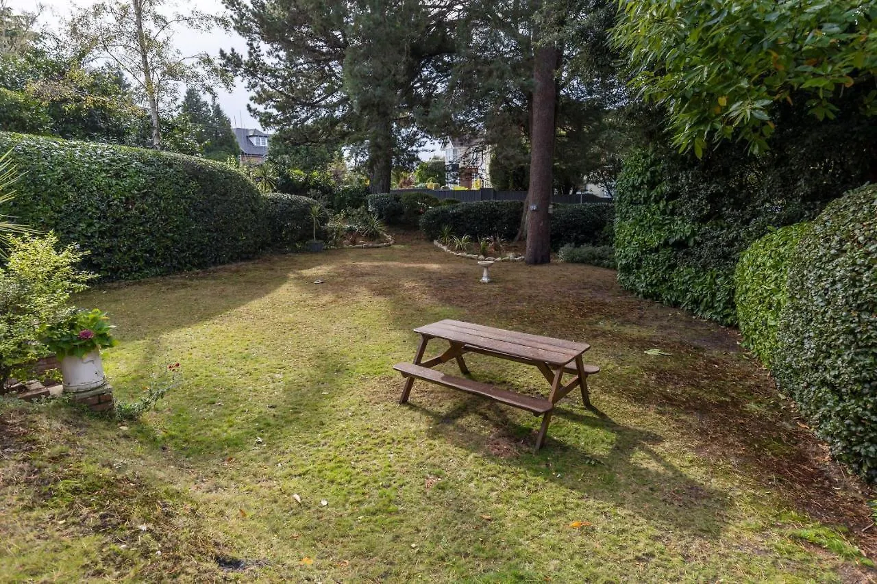 Vila The Gables Penthouse Poole Prázdninový dům