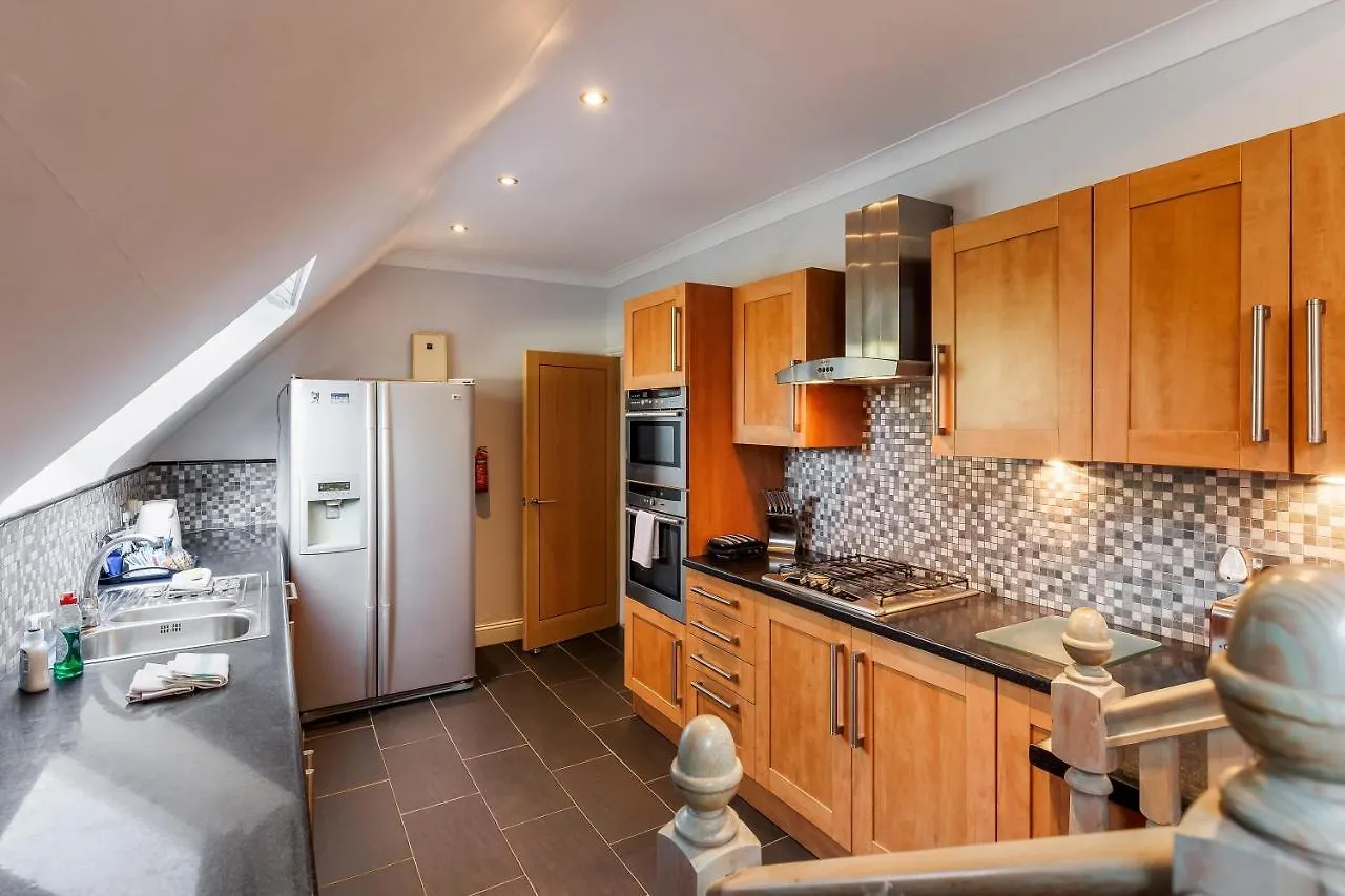The Gables Penthouse Villa Poole United Kingdom